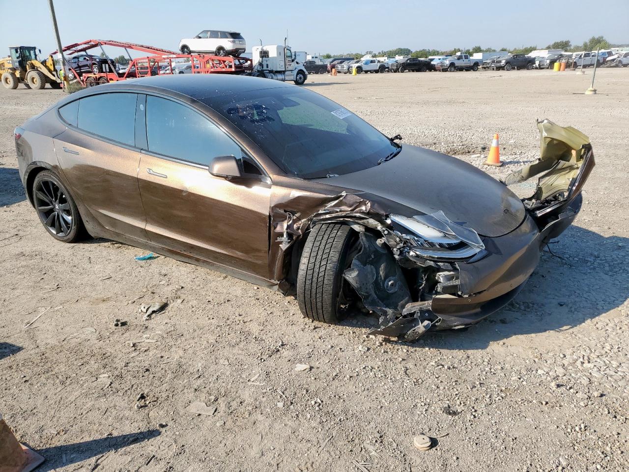 TESLA MODEL 3