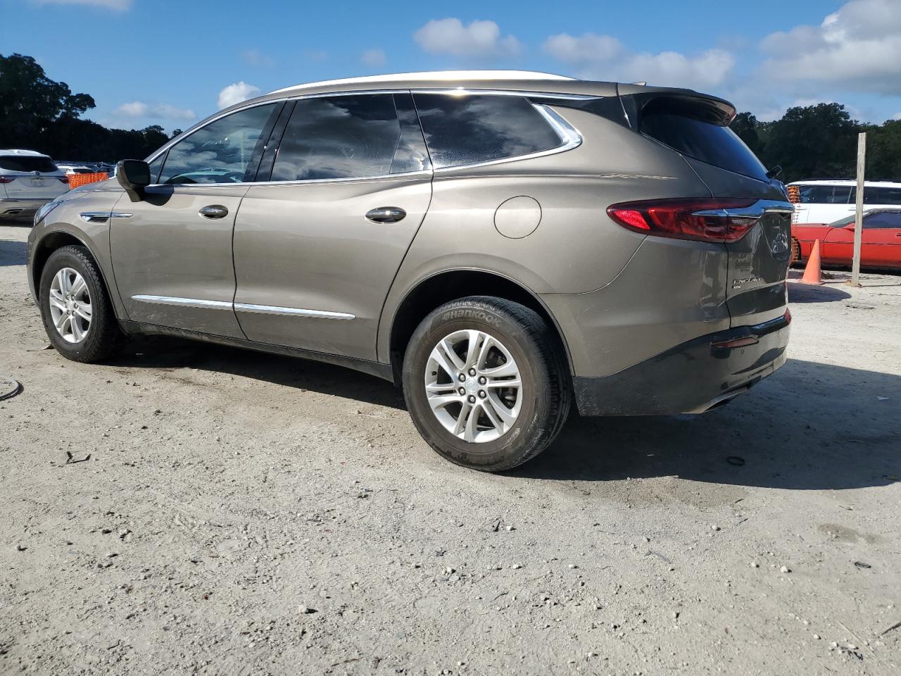 BUICK ENCLAVE ESSENCE