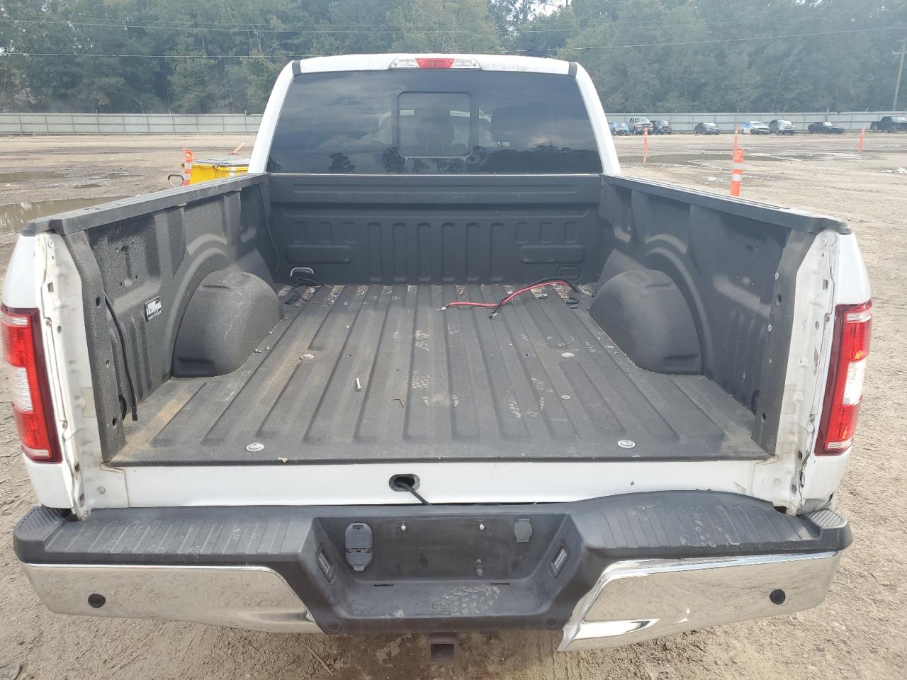 FORD F-150 SUPER CAB