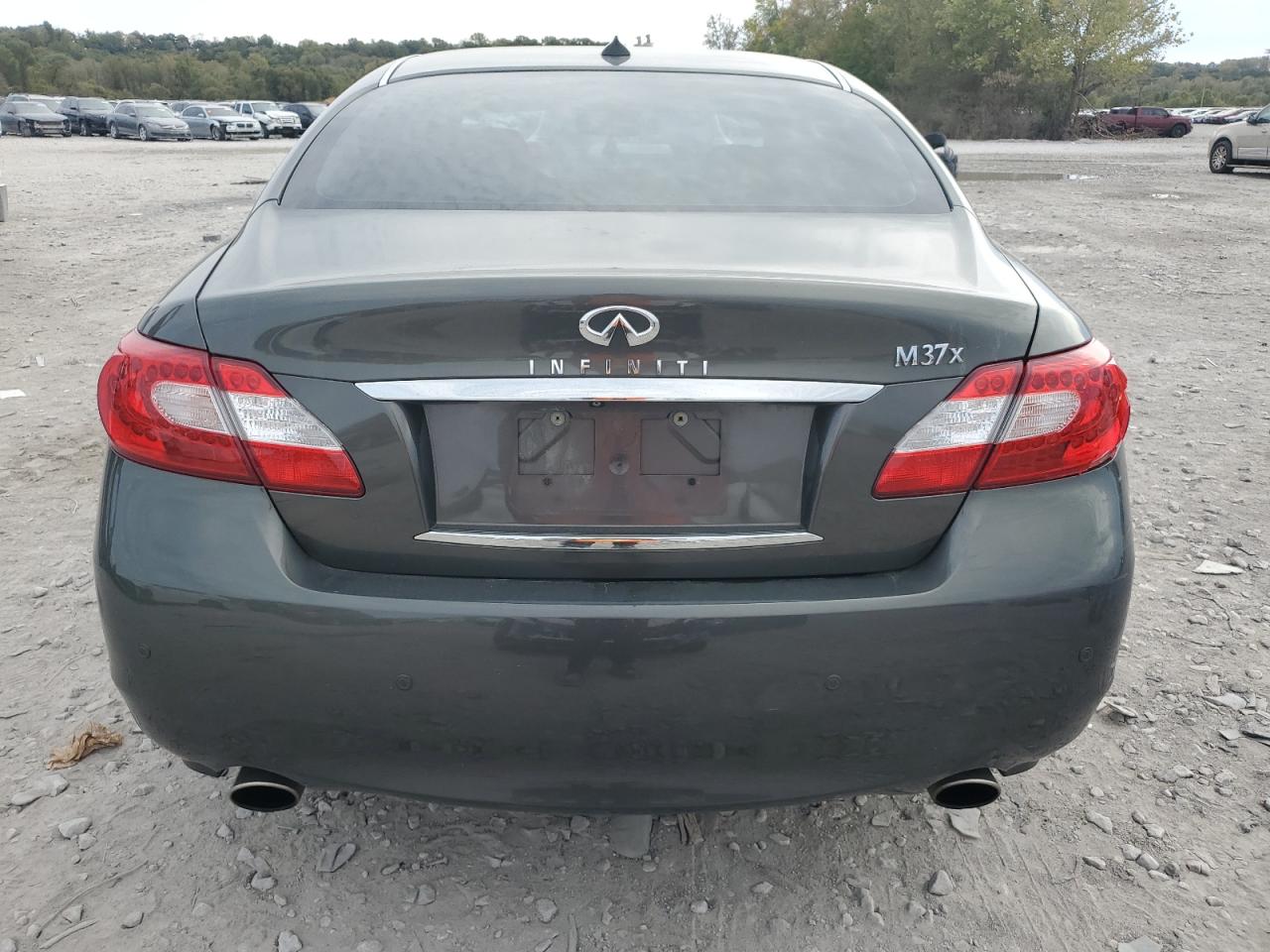 INFINITI M37 X