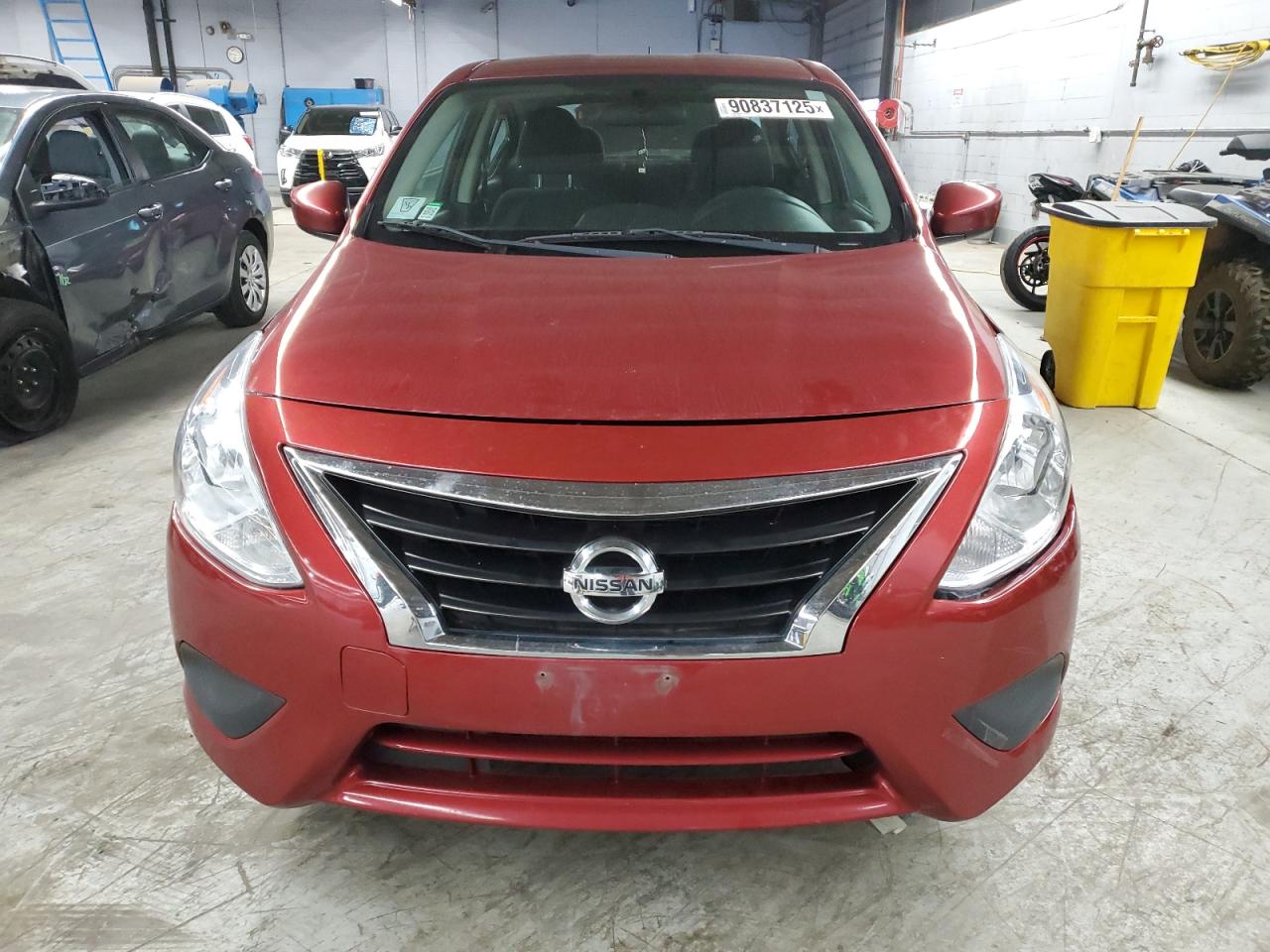 NISSAN VERSA S