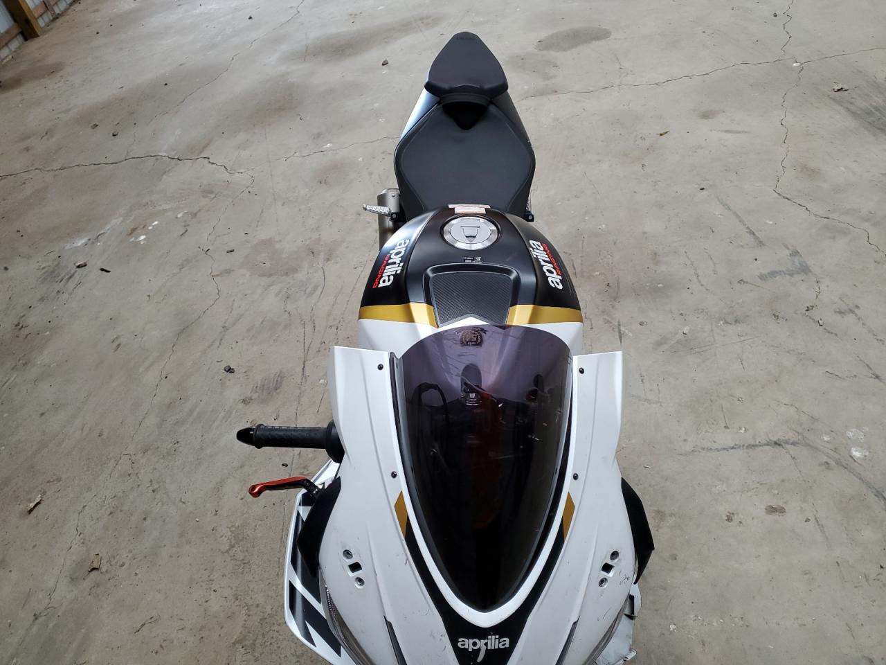 Lot #3277038167 2024 APRILIA RSV4 1100