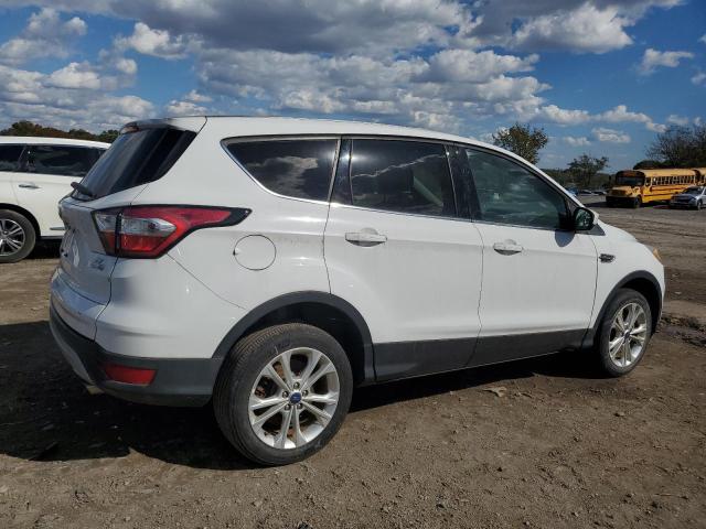 2017 FORD ESCAPE SE - 1FMCU9GD7HUE43812