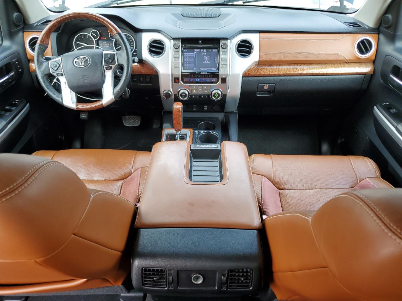 TOYOTA TUNDRA CREWMAX PLATINUM