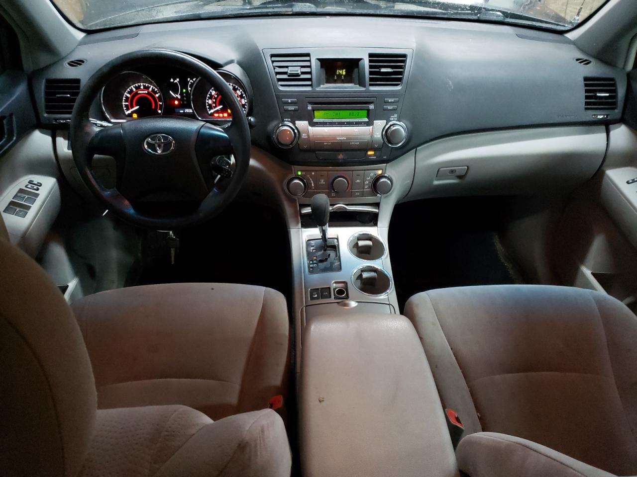 TOYOTA HIGHLANDER BASE