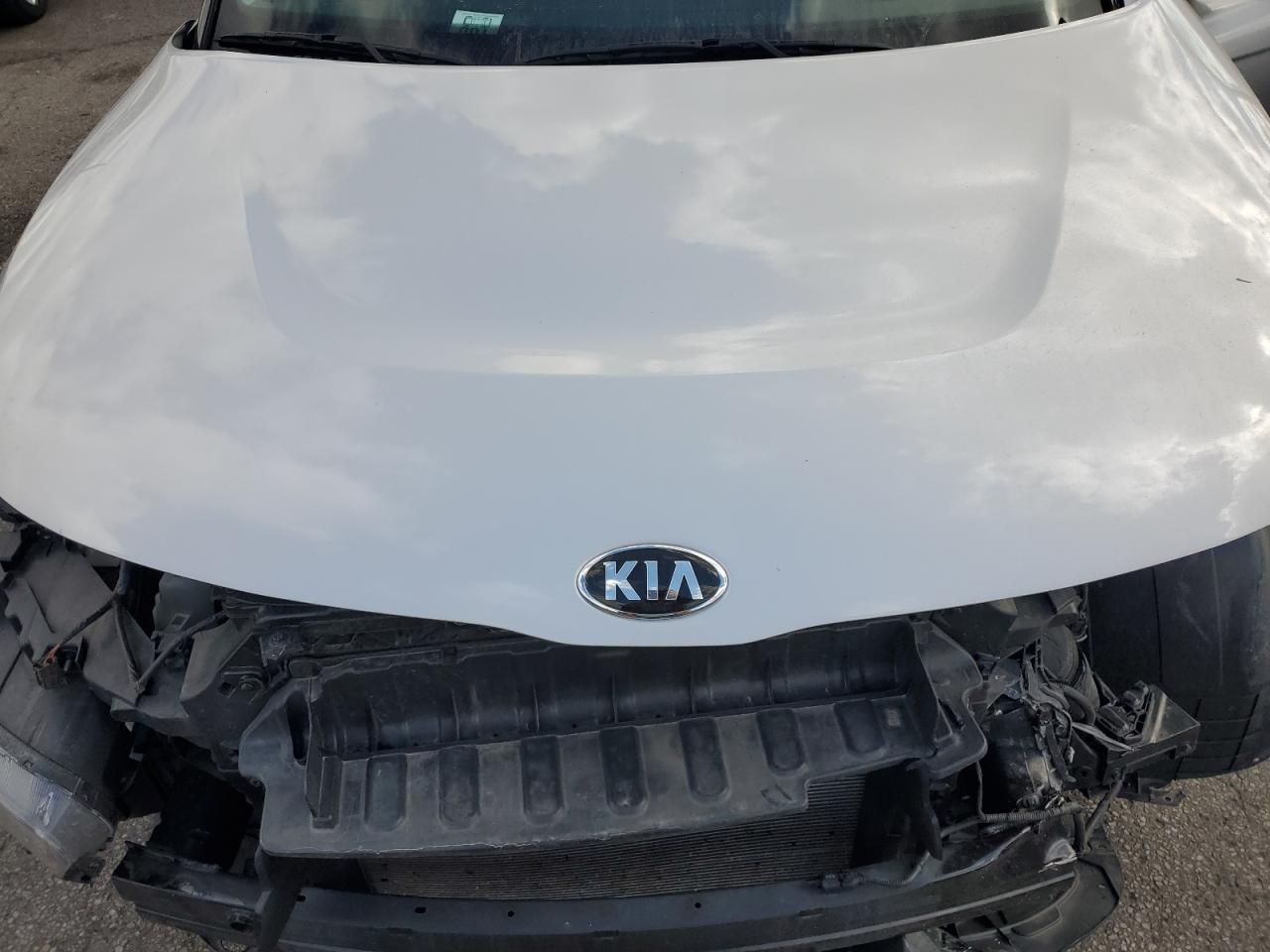 KIA SOUL LX