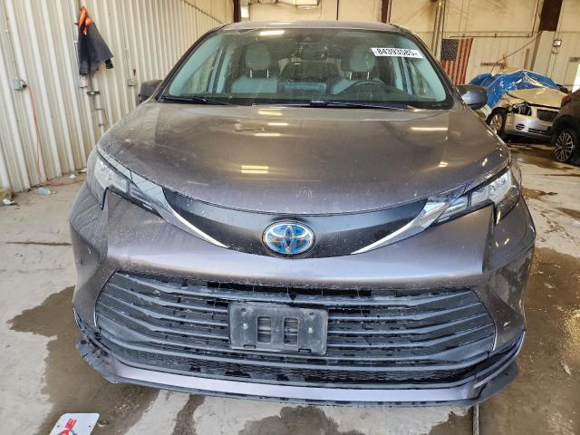 2021 TOYOTA SIENNA LE - 5TDKRKEC4MS016380