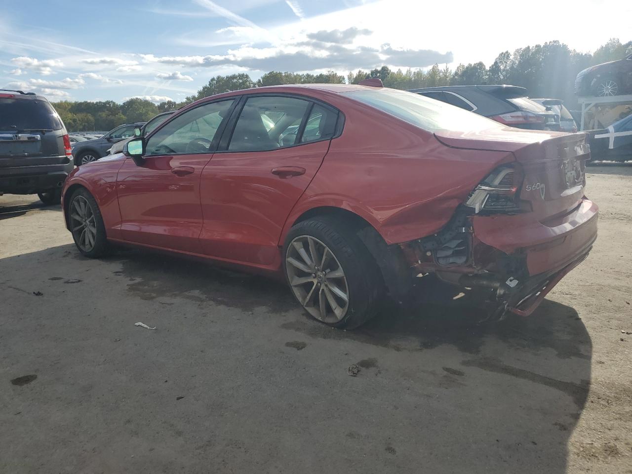 VOLVO S60 T5 MOMENTUM