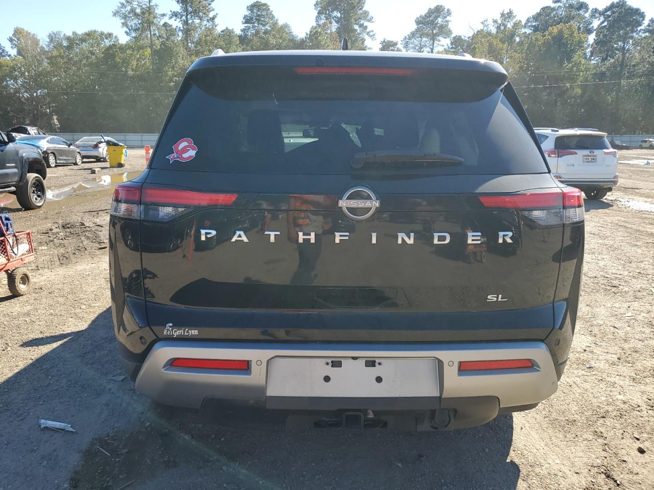 NISSAN PATHFINDER SL