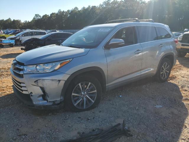 2017 TOYOTA HIGHLANDER SE #3290223216