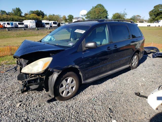 Global Auto Auctions: 2004 TOYOTA SIENNA