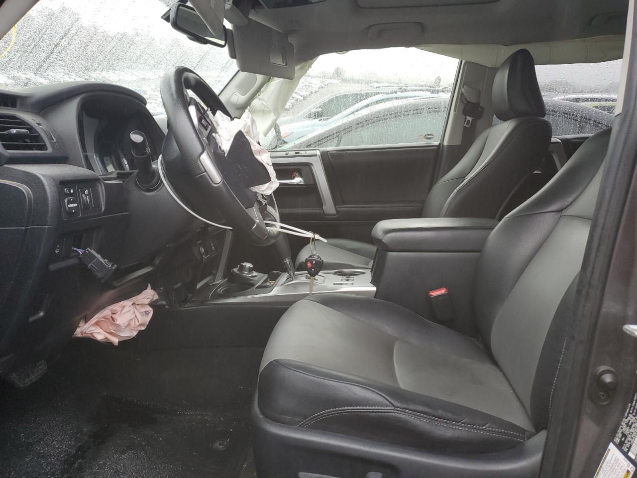 TOYOTA 4RUNNER SR5/SR5 PREMIUM