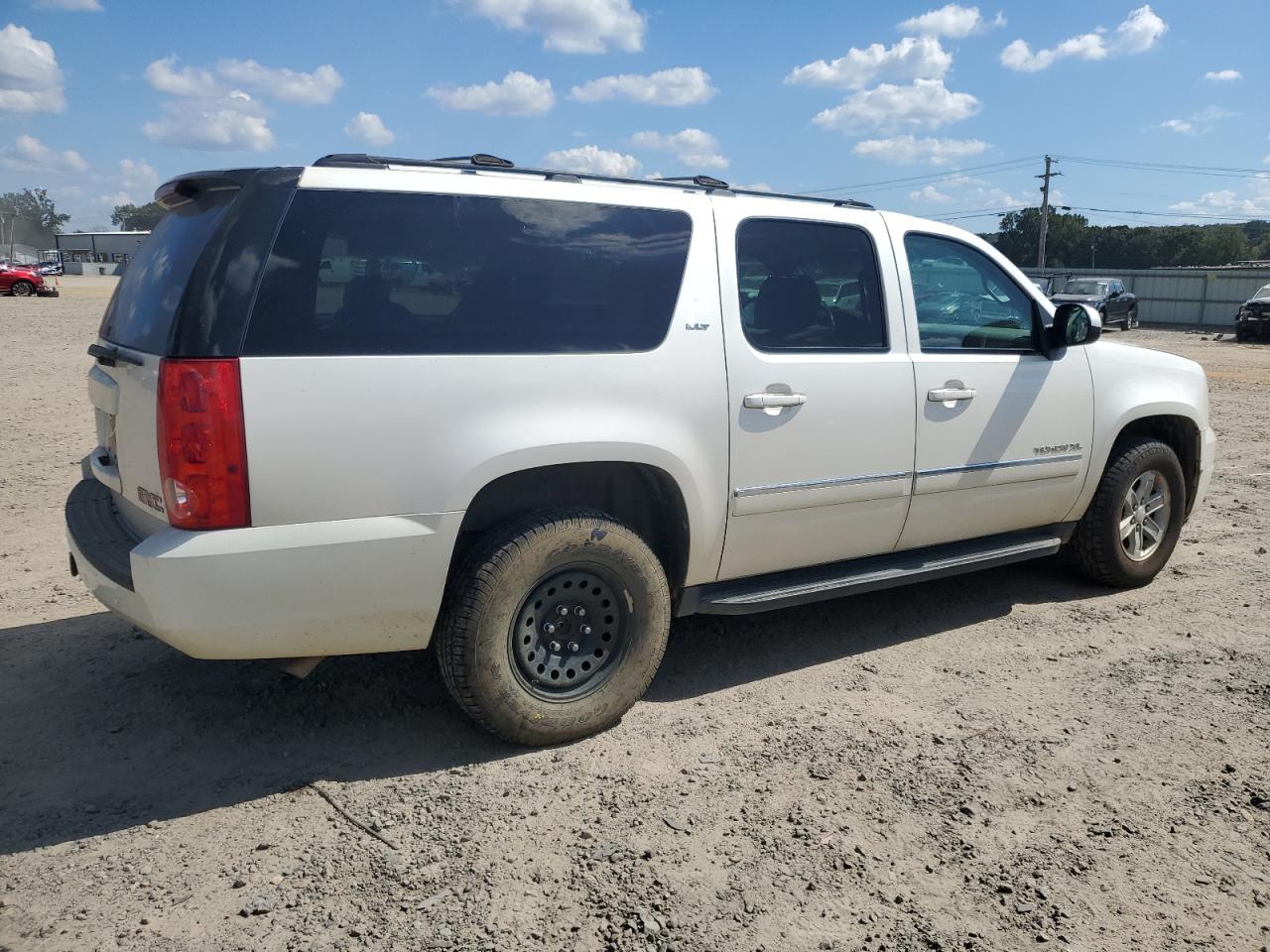 GMC YUKON K1500 SLT