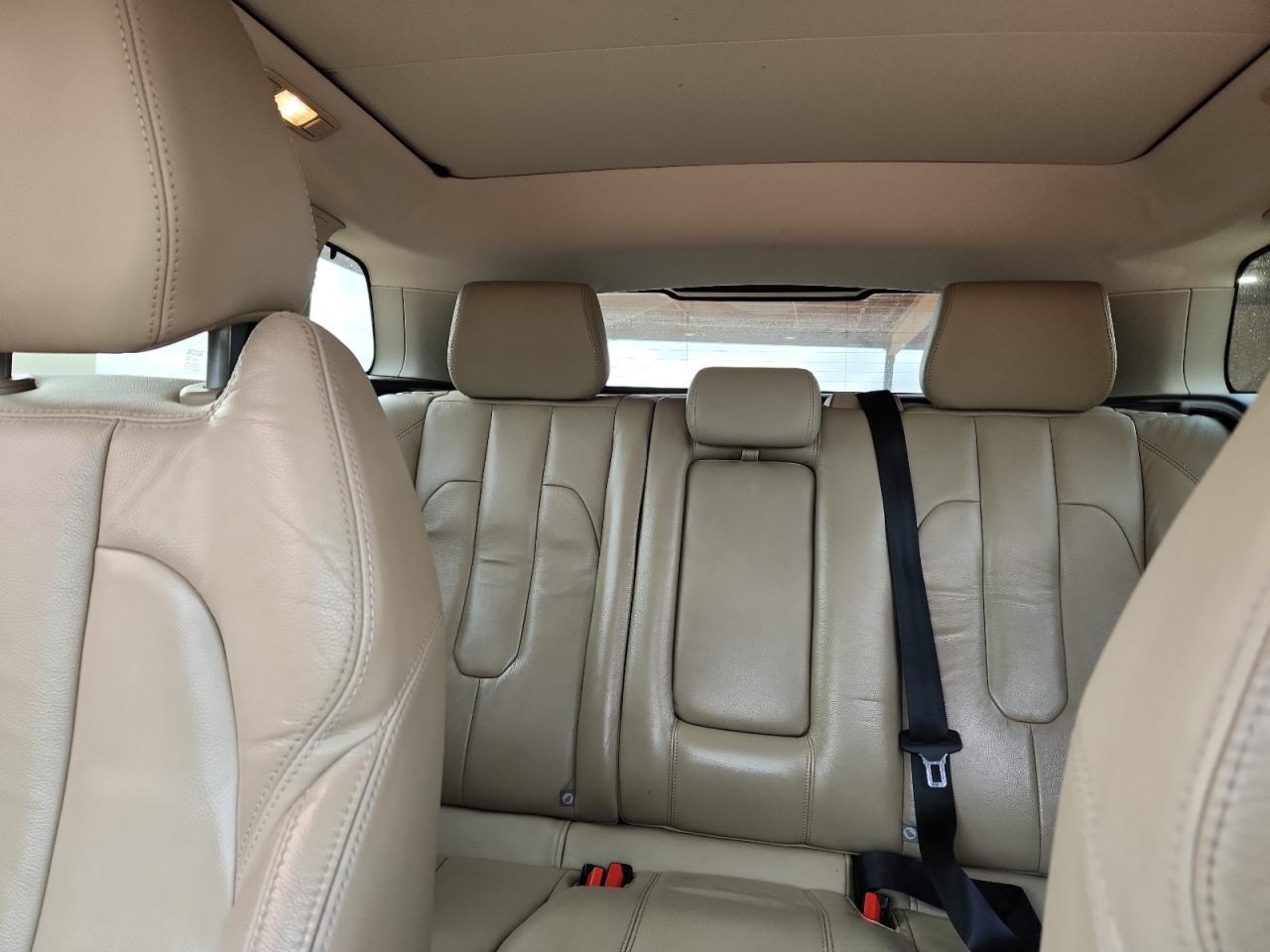 LAND ROVER RANGE ROVER PURE PLUS