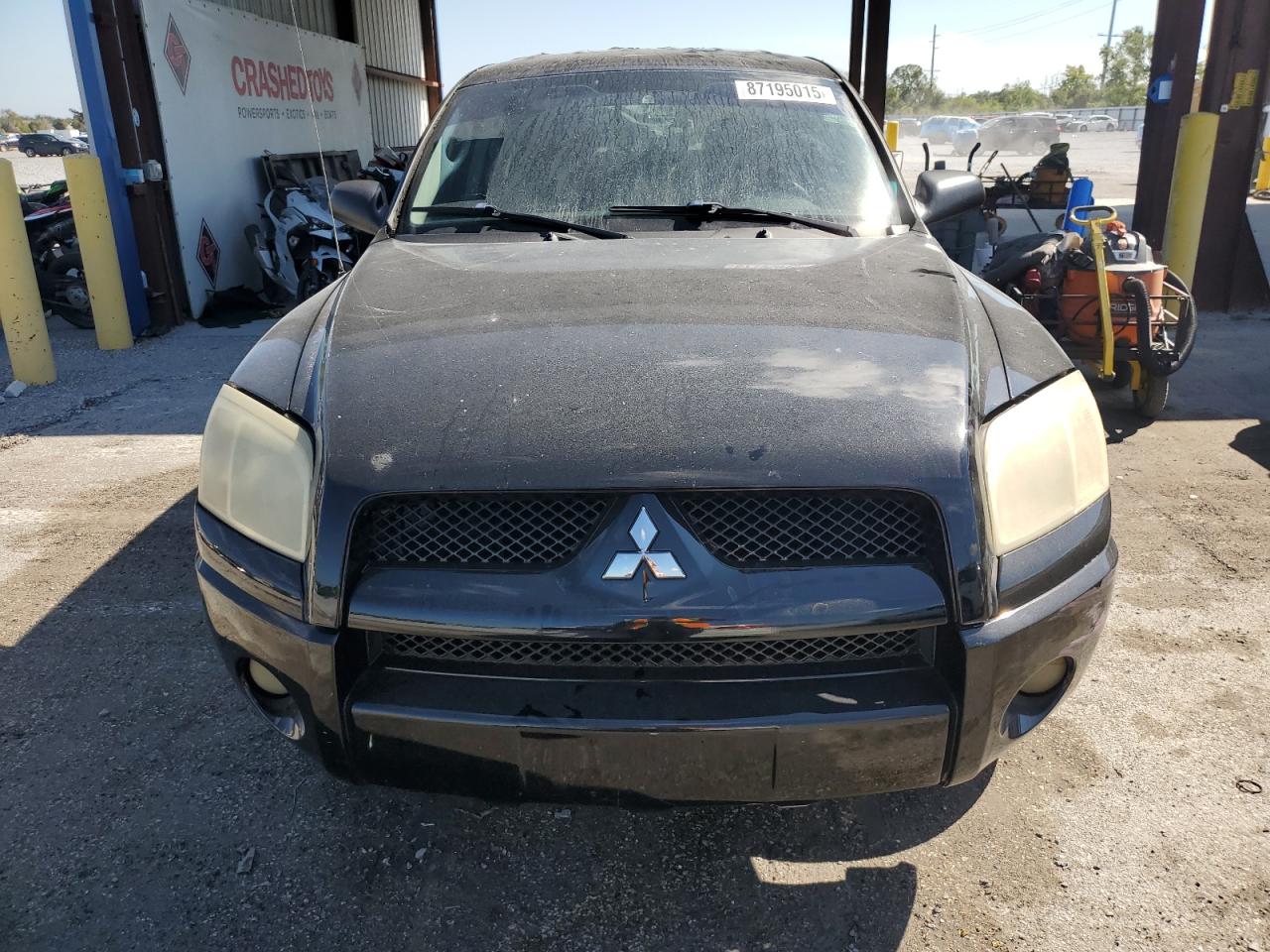 Lot #3315891113 2008 MITSUBISHI RAIDER LS