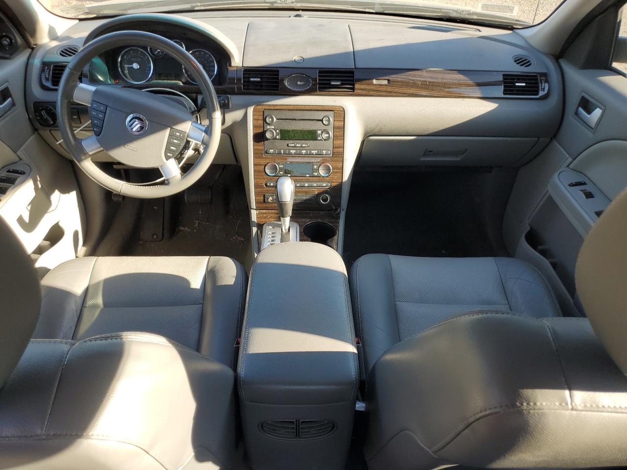 Lot #3310602300 2006 MERCURY MONTEGO LU