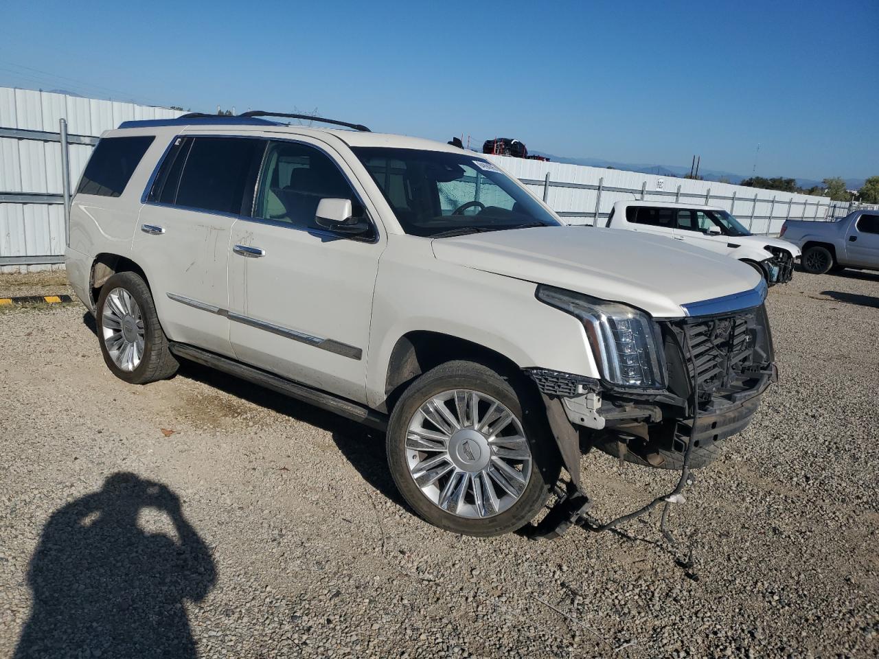 CADILLAC ESCALADE PREMIUM