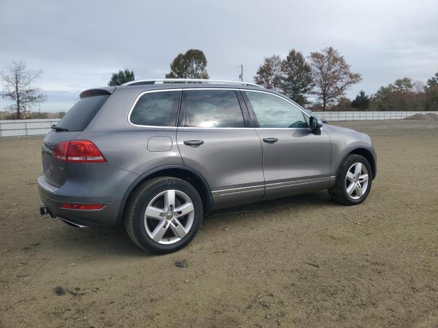 2013 VOLKSWAGEN TOUAREG V6 - WVGEP9BP6DD000742