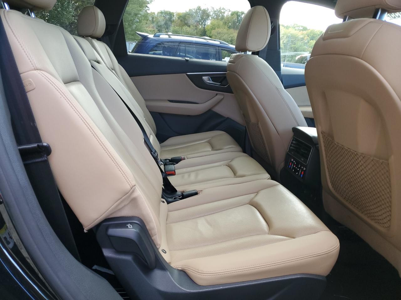 AUDI Q7 PREMIUM PLUS