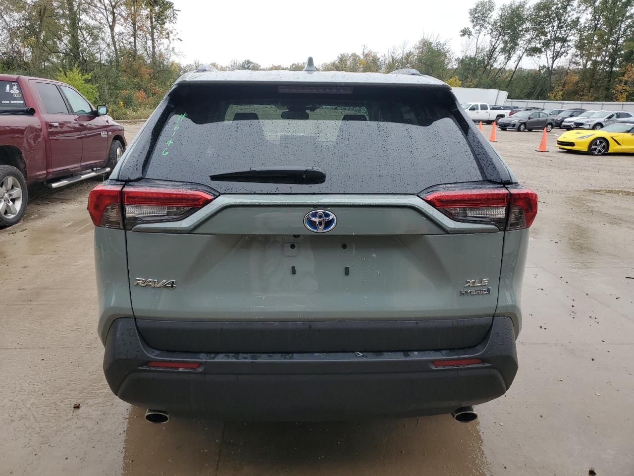 TOYOTA RAV4 XLE PREMIUM