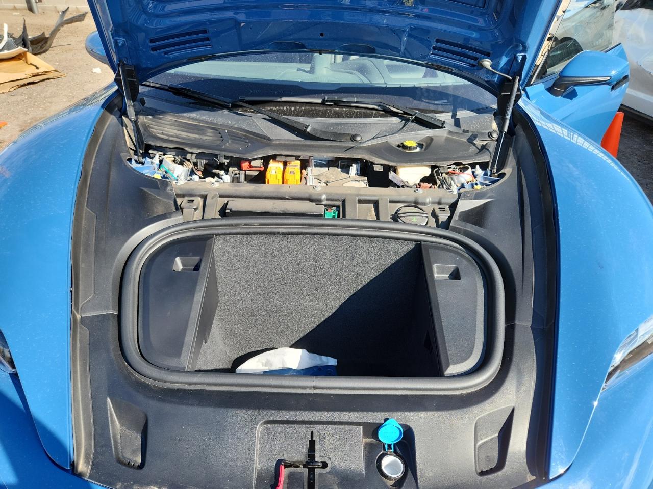 PORSCHE TAYCAN GTS SPORT TURISMO