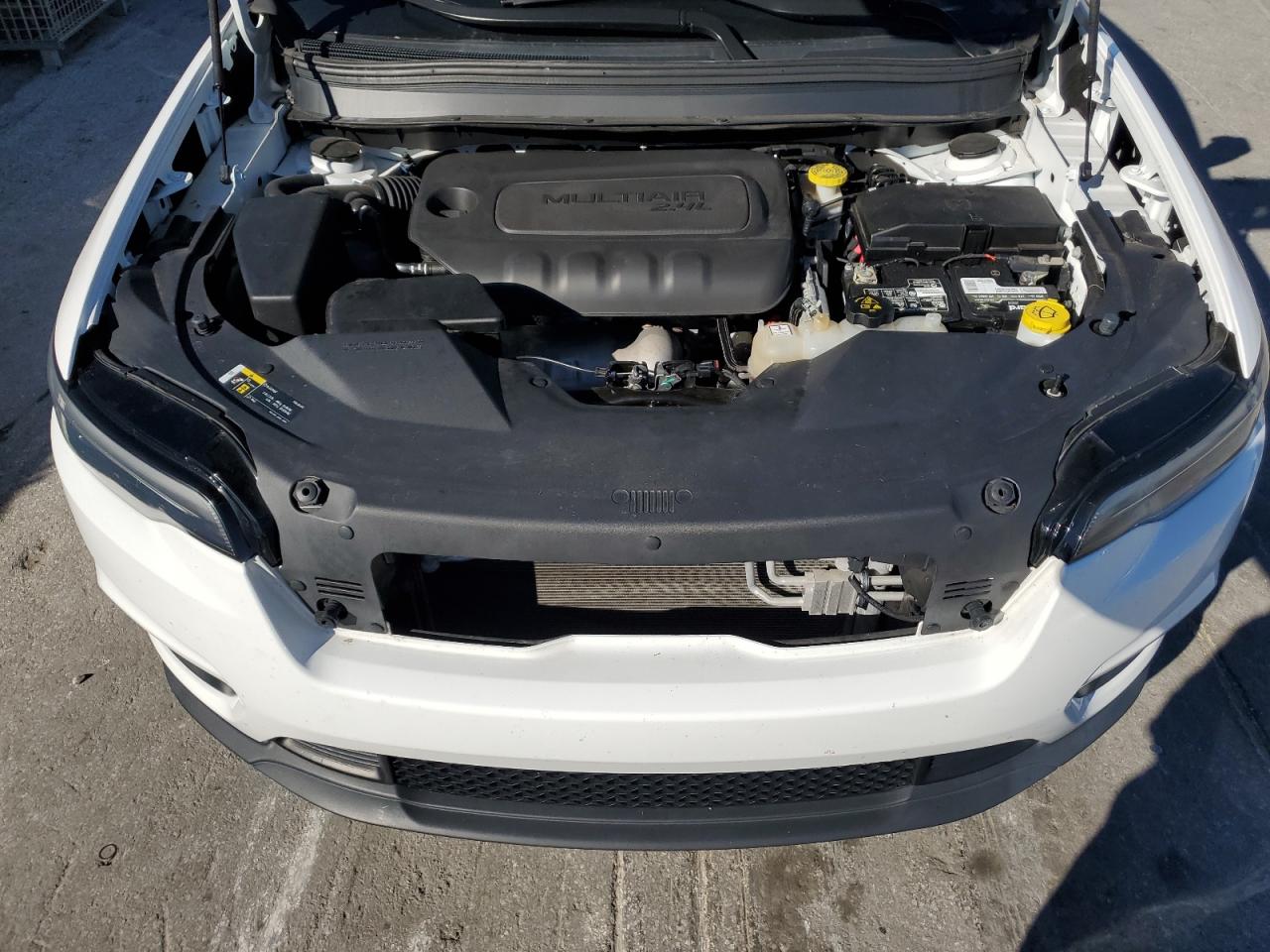 JEEP GRAND CHEROKEE LATITUDE PLUS