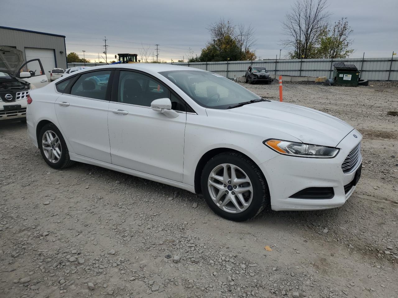 FORD FUSION SE