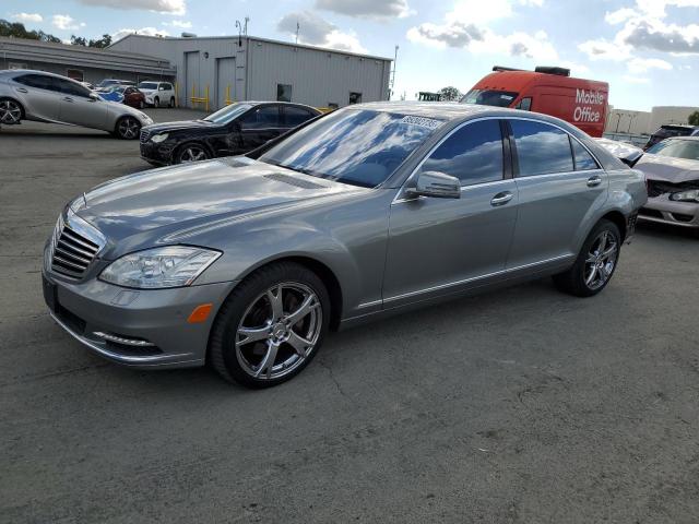 MERCEDES-BENZ S 550