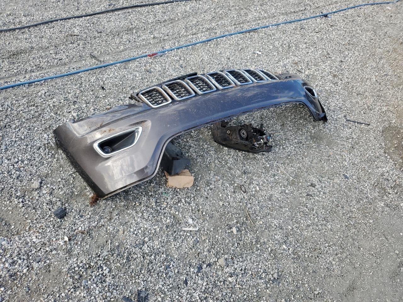 JEEP GRAND CHEROKEE LAREDO