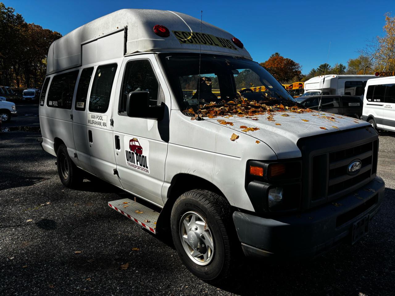 FORD ECONOLINE E250 VAN
