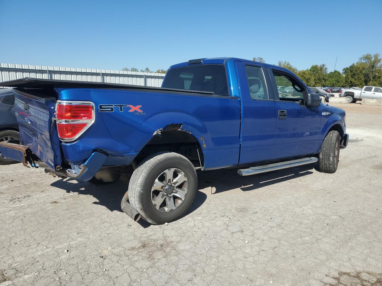 FORD F-150 SUPER CAB