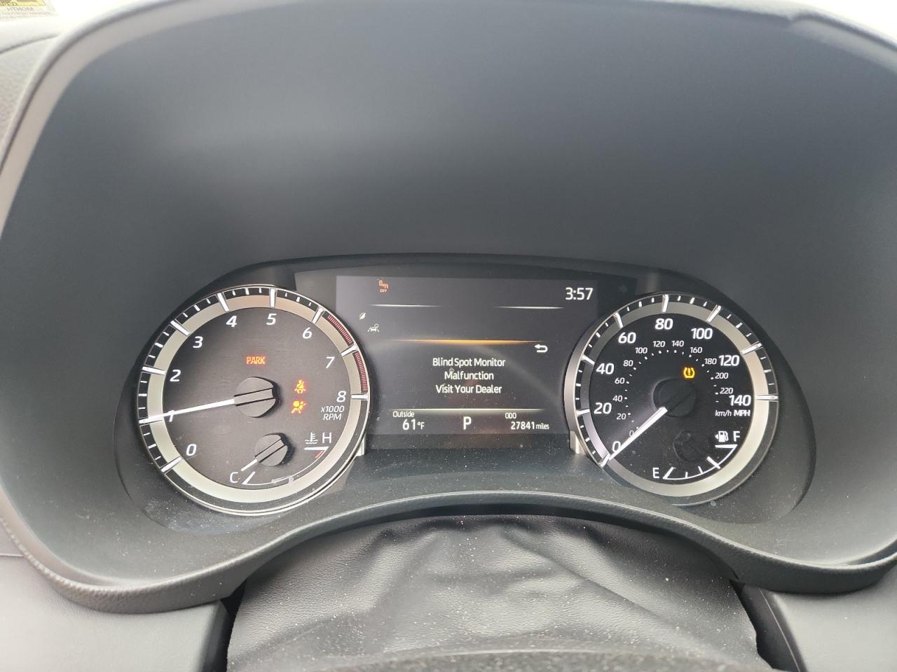 Lot #3301792377 2023 TOYOTA HIGHLANDER