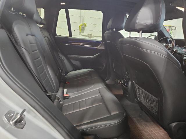 2018 BMW X3 XDRIVE3 5UXTR9C54JLD71078