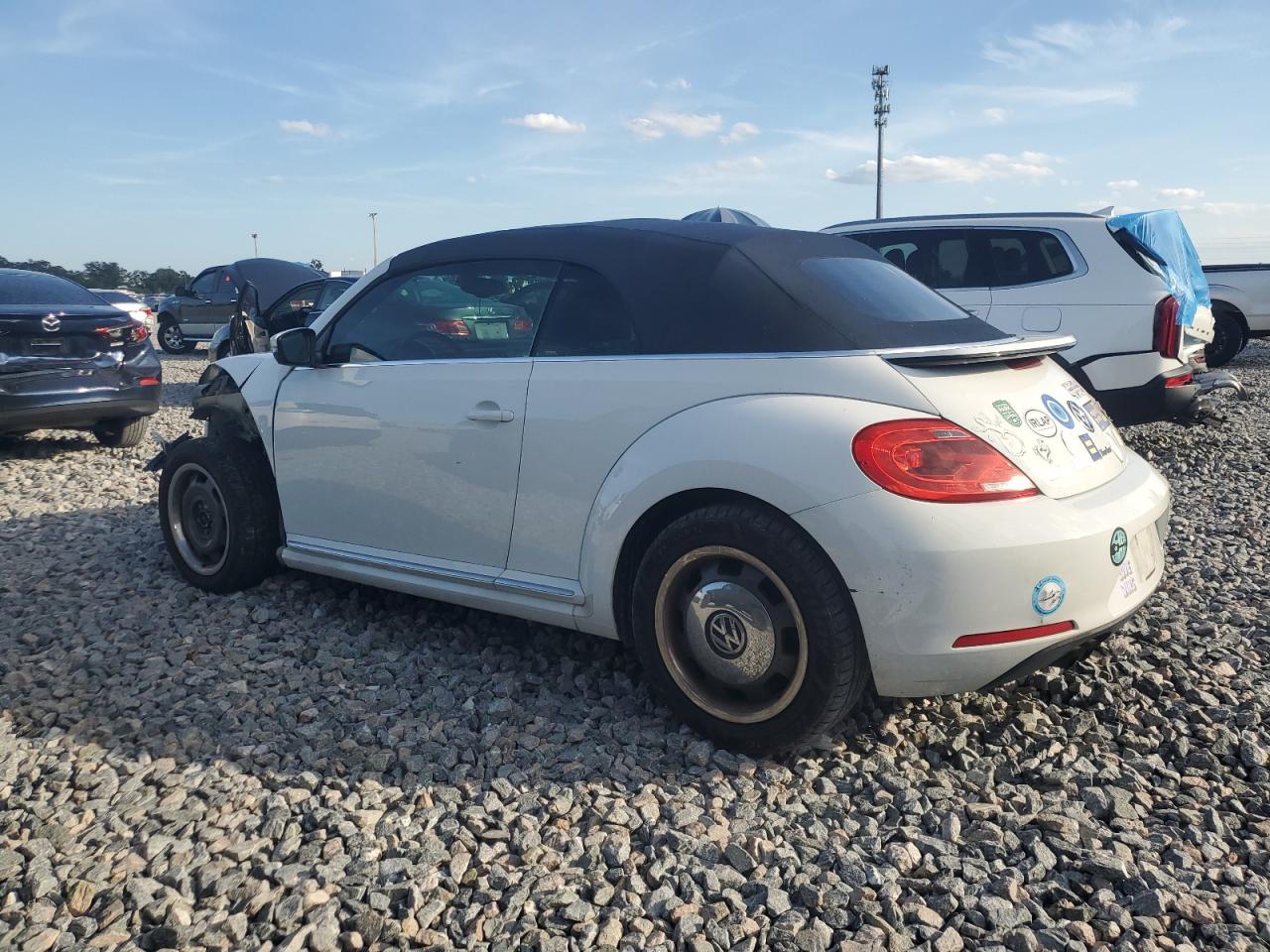 VOLKSWAGEN BEETLE S/SE