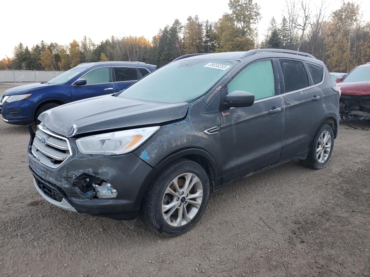 FORD ESCAPE SE