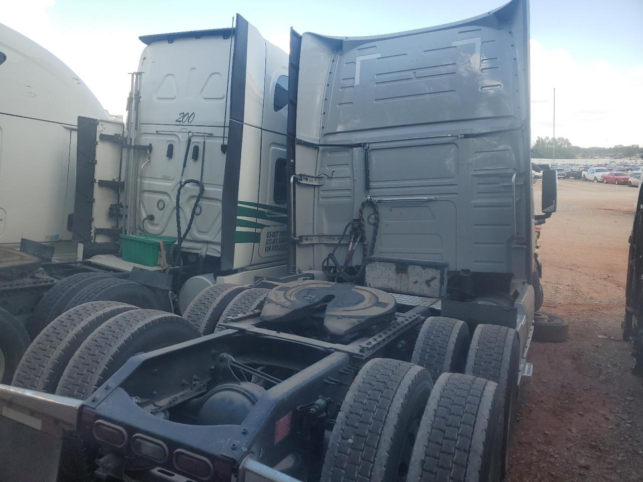 Lot #3297043486 2024 VOLVO VNL