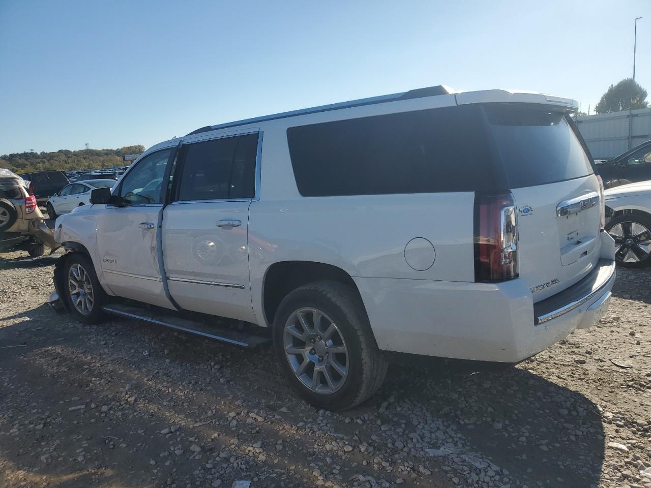 GMC YUKON DENALI