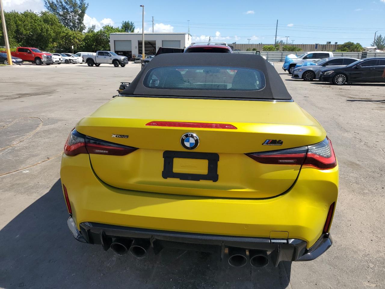 BMW M4 COMPETITION