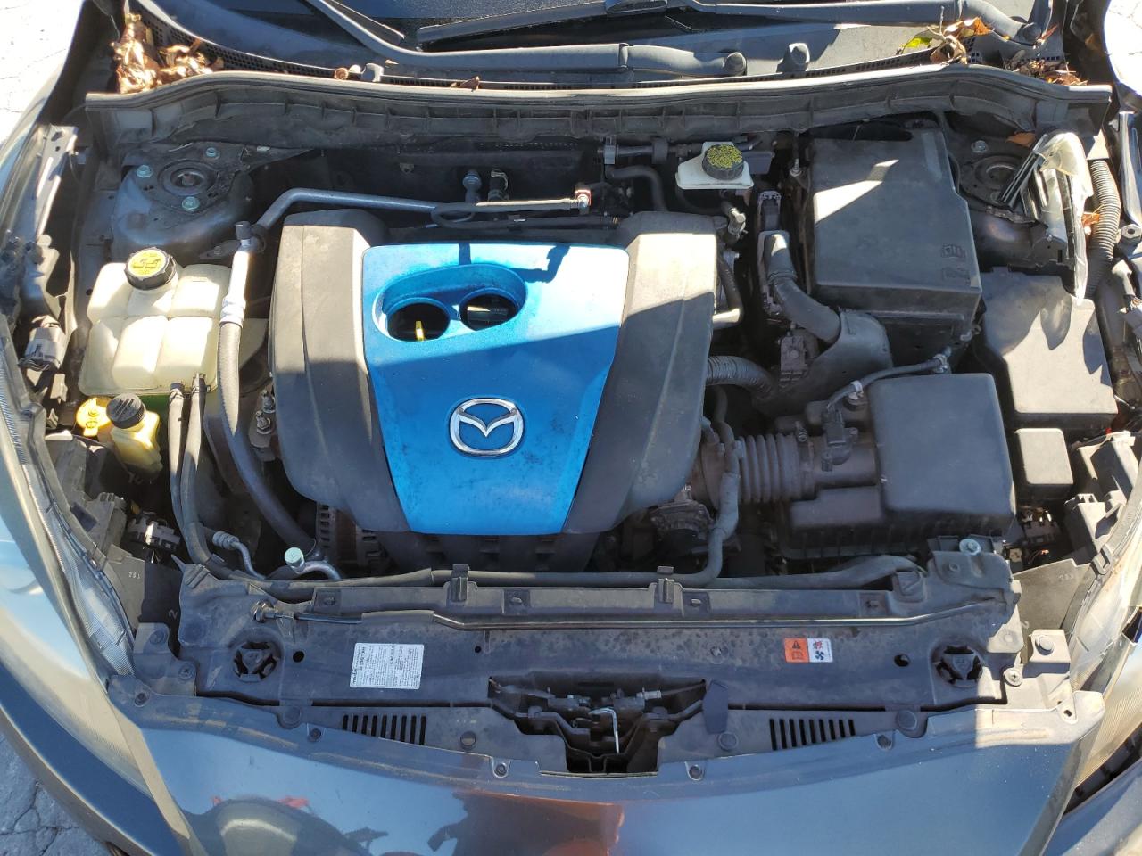MAZDA 3 I