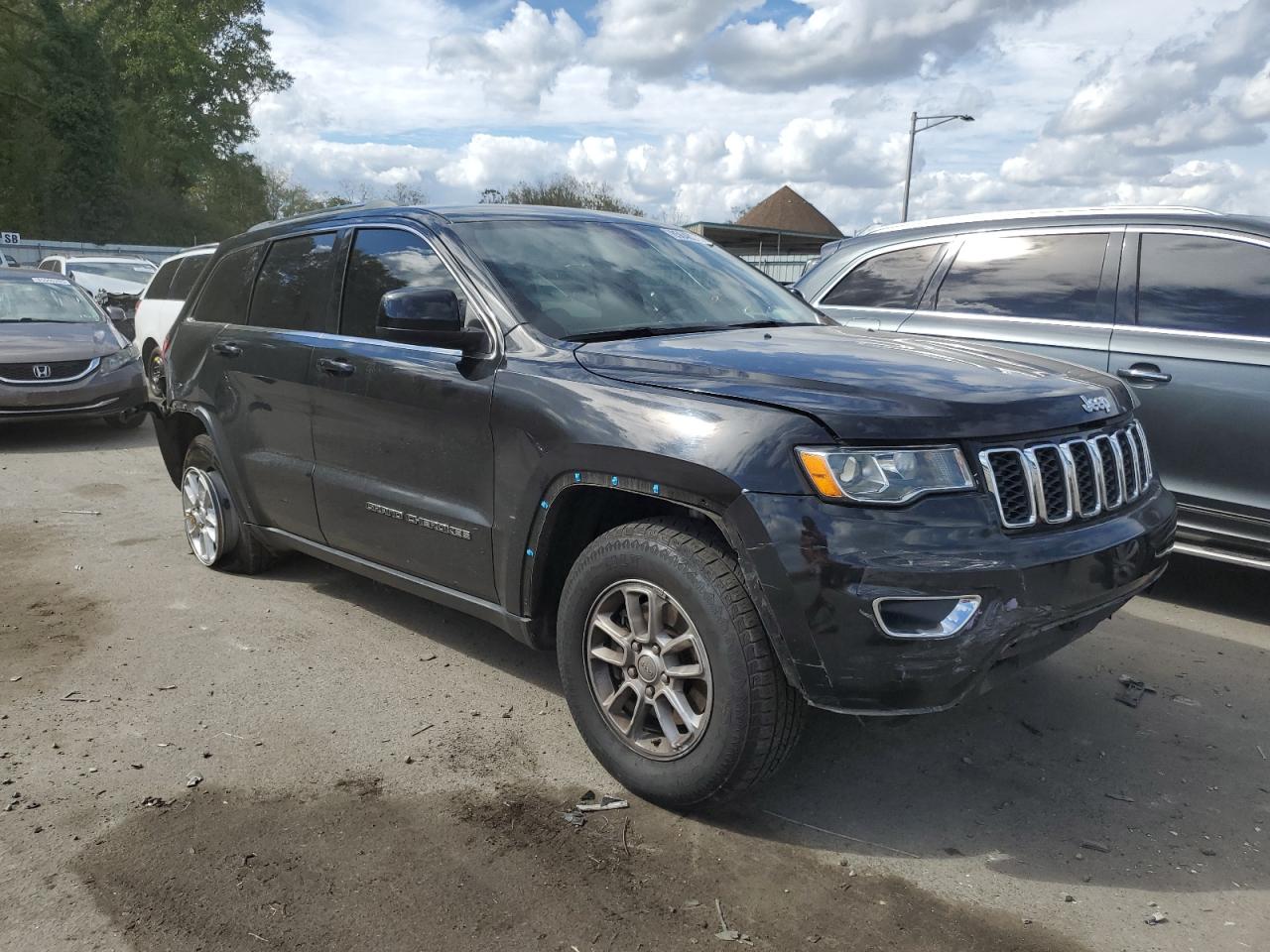 JEEP GRAND CHEROKEE LAREDO