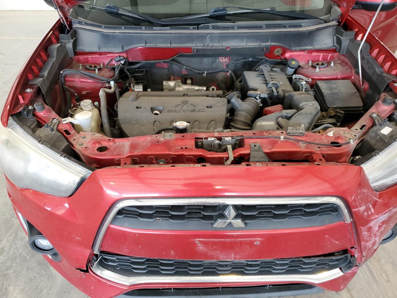 MITSUBISHI OUTLANDER SE