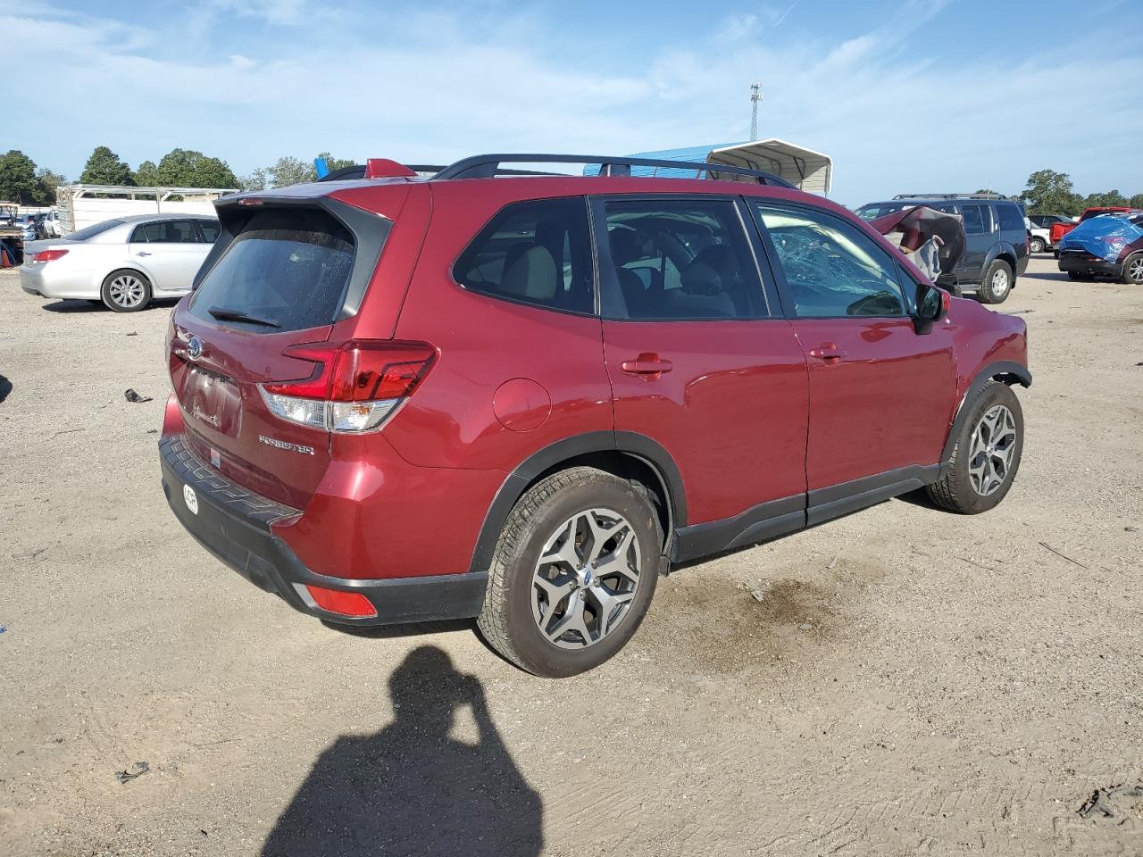 SUBARU FORESTER PREMIUM