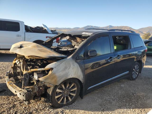 Global Auto Auctions: 2018 TOYOTA SIENNA LE