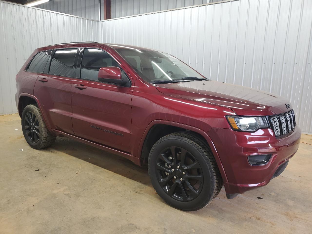 JEEP GRAND CHEROKEE LAREDO