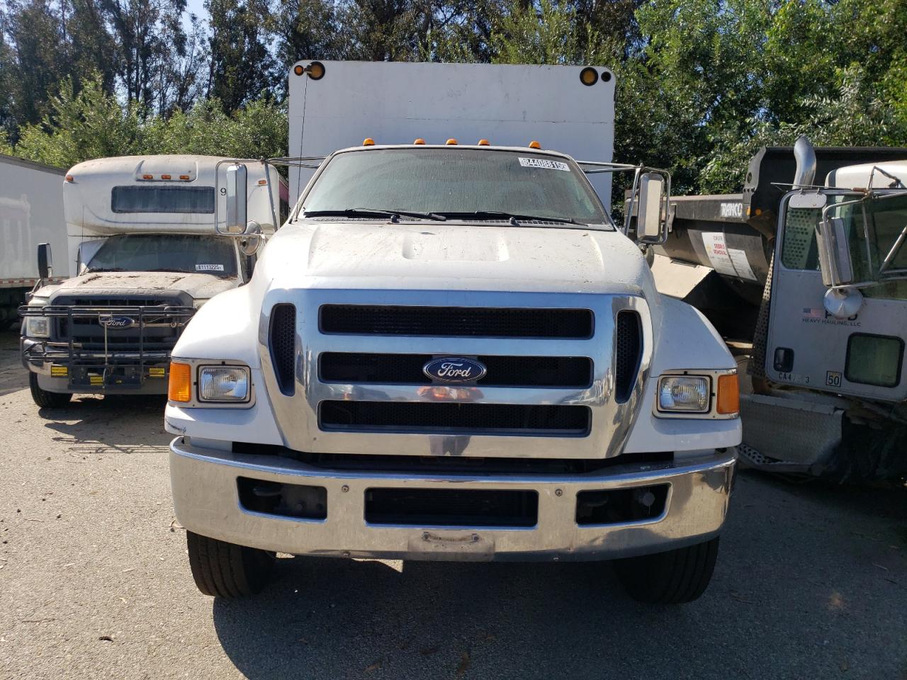 FORD F-750 SUPER DUTY