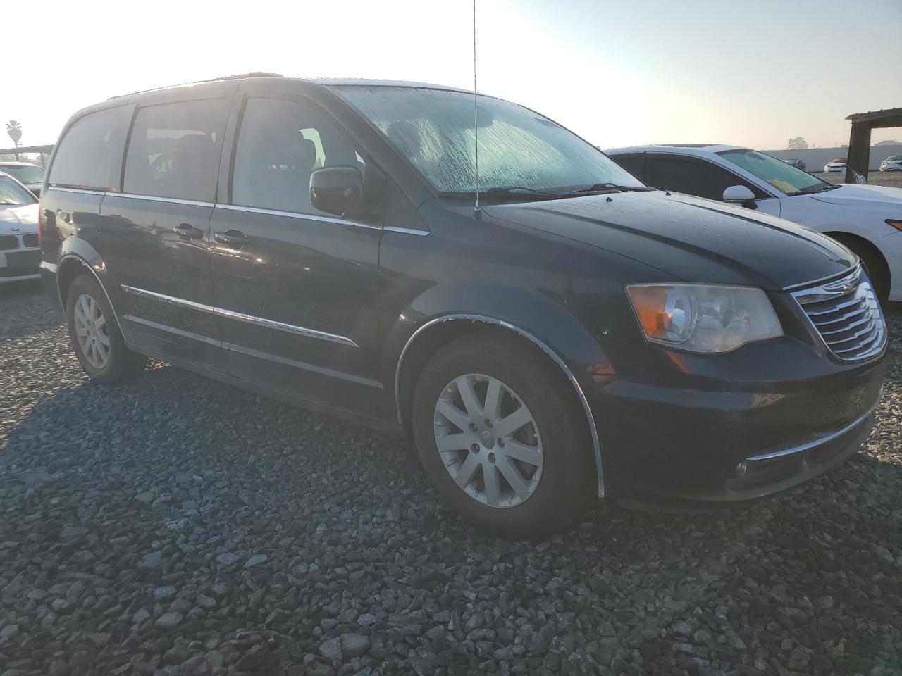 CHRYSLER TOWN & COUNTRY TOURING