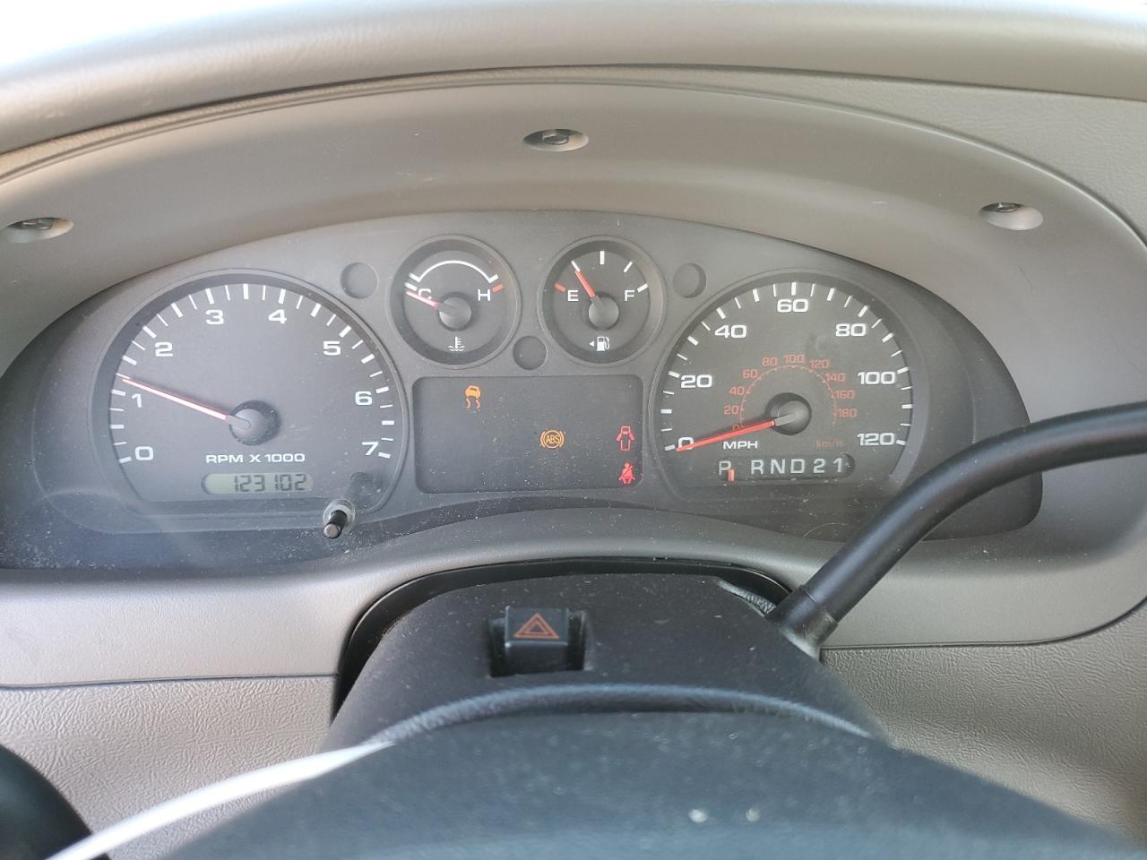 FORD RANGER SUPER CAB