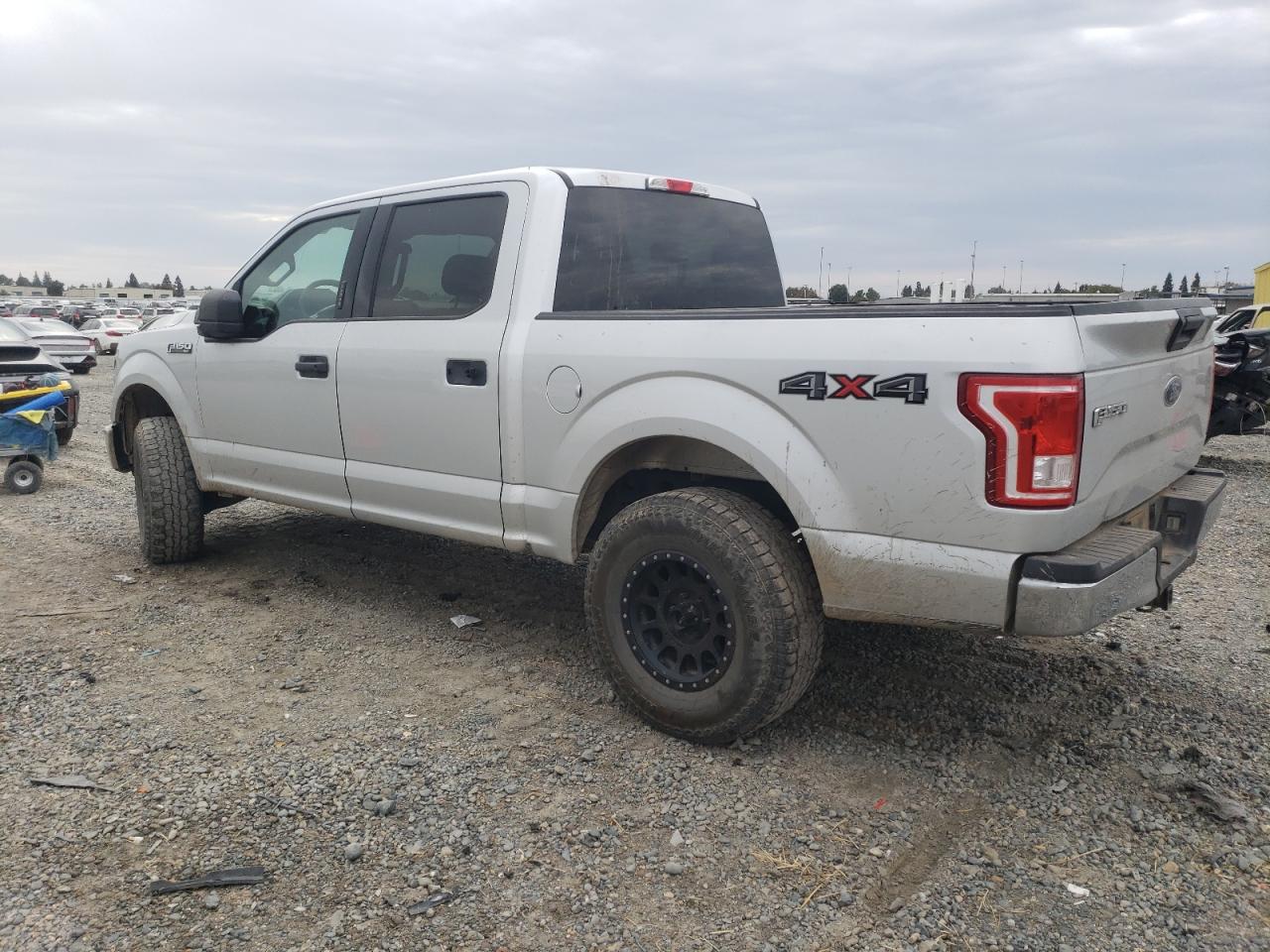 FORD F-150 SUPERCREW