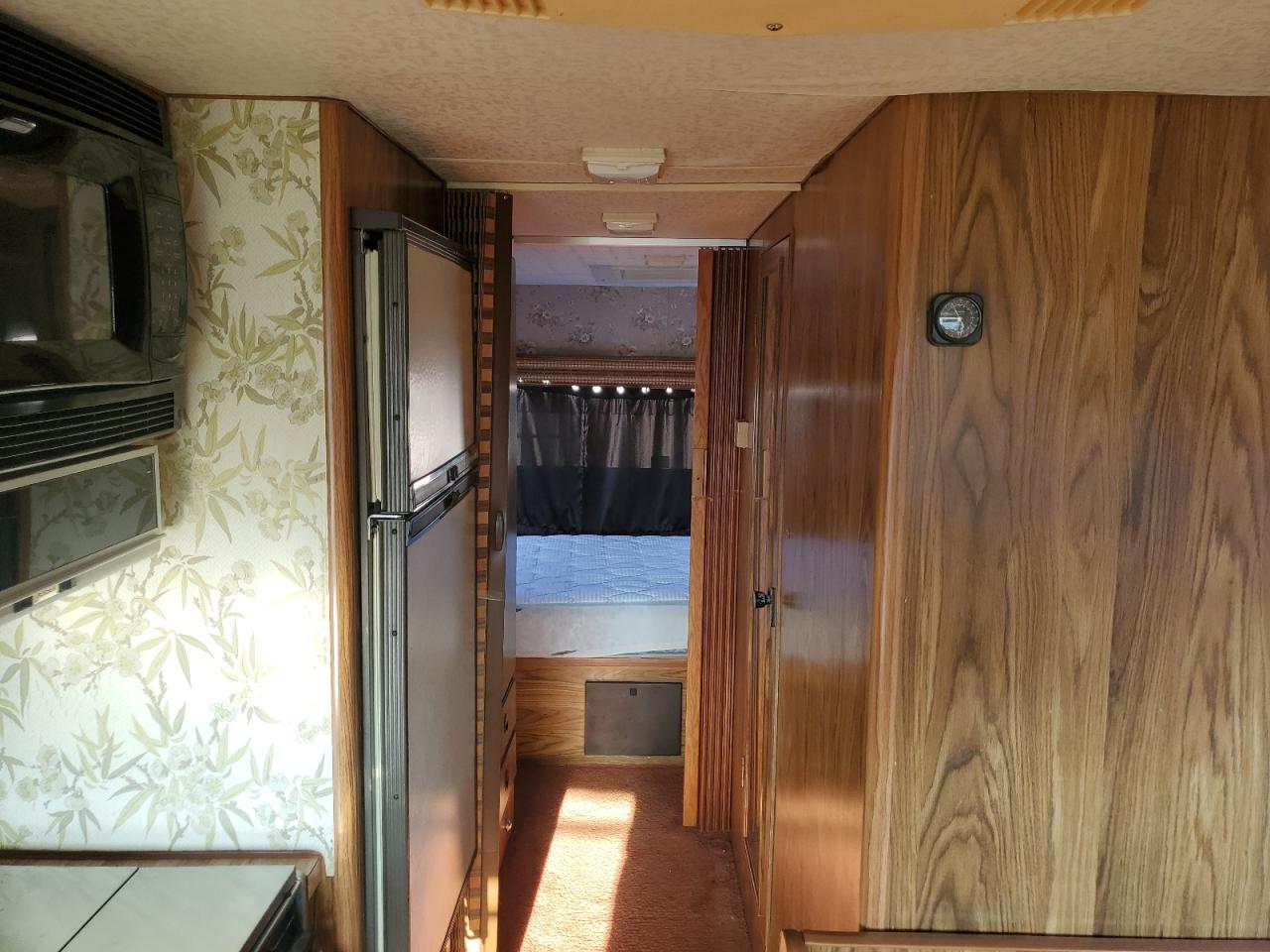 Lot #3286665292 1983 SOUT SOUTHWIND