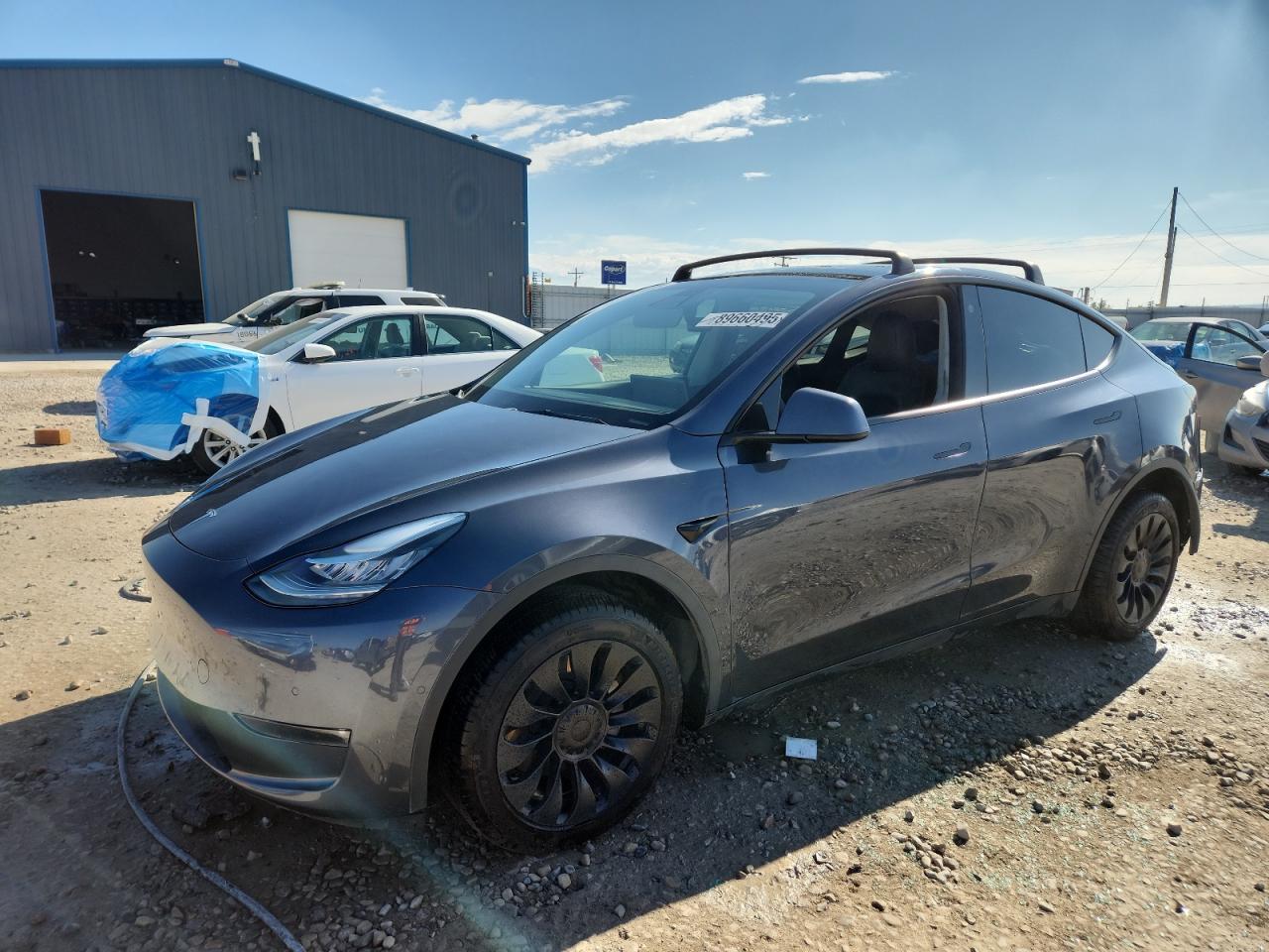 TESLA MODEL Y